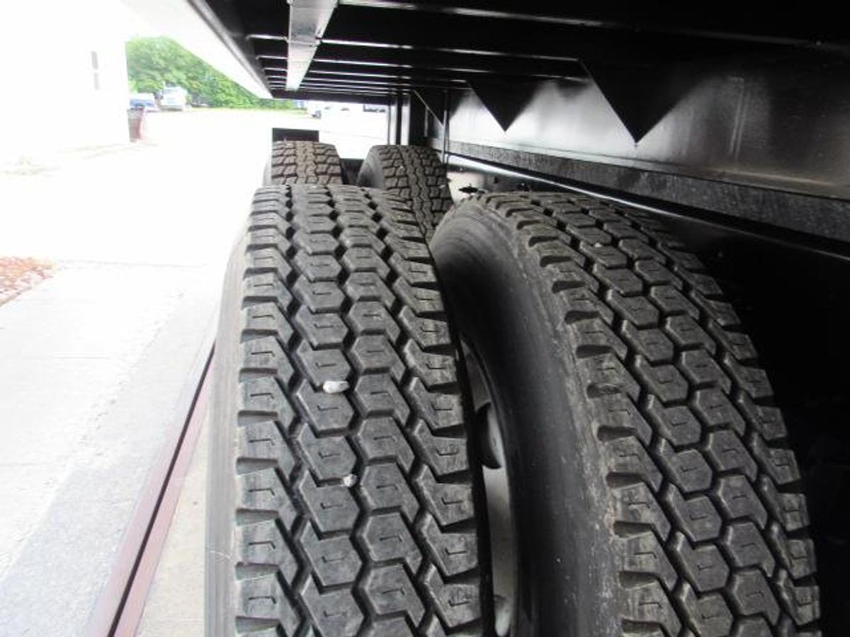 Used 2021 Kenworth T370 Flatbed Truck