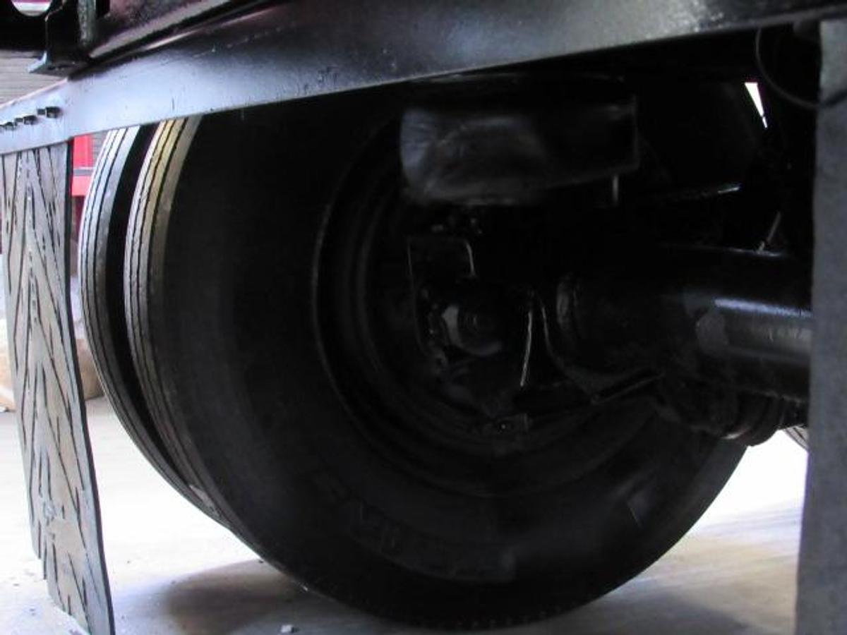 Used 2014 Utility 45' X 102 Princeton/Moffett Trailer