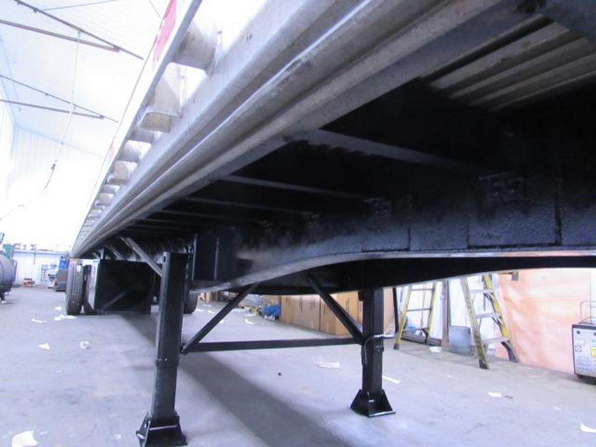 Used 2016 Great Dane Trailers 48' X 102 Aluminum Combo Flatbed Moffett Trailer