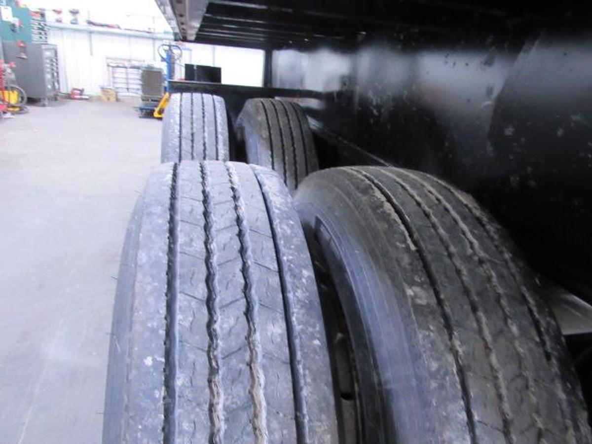 Used 2016 Utility 45' X 102 Alum Combo Princeton/Moffett Trailer