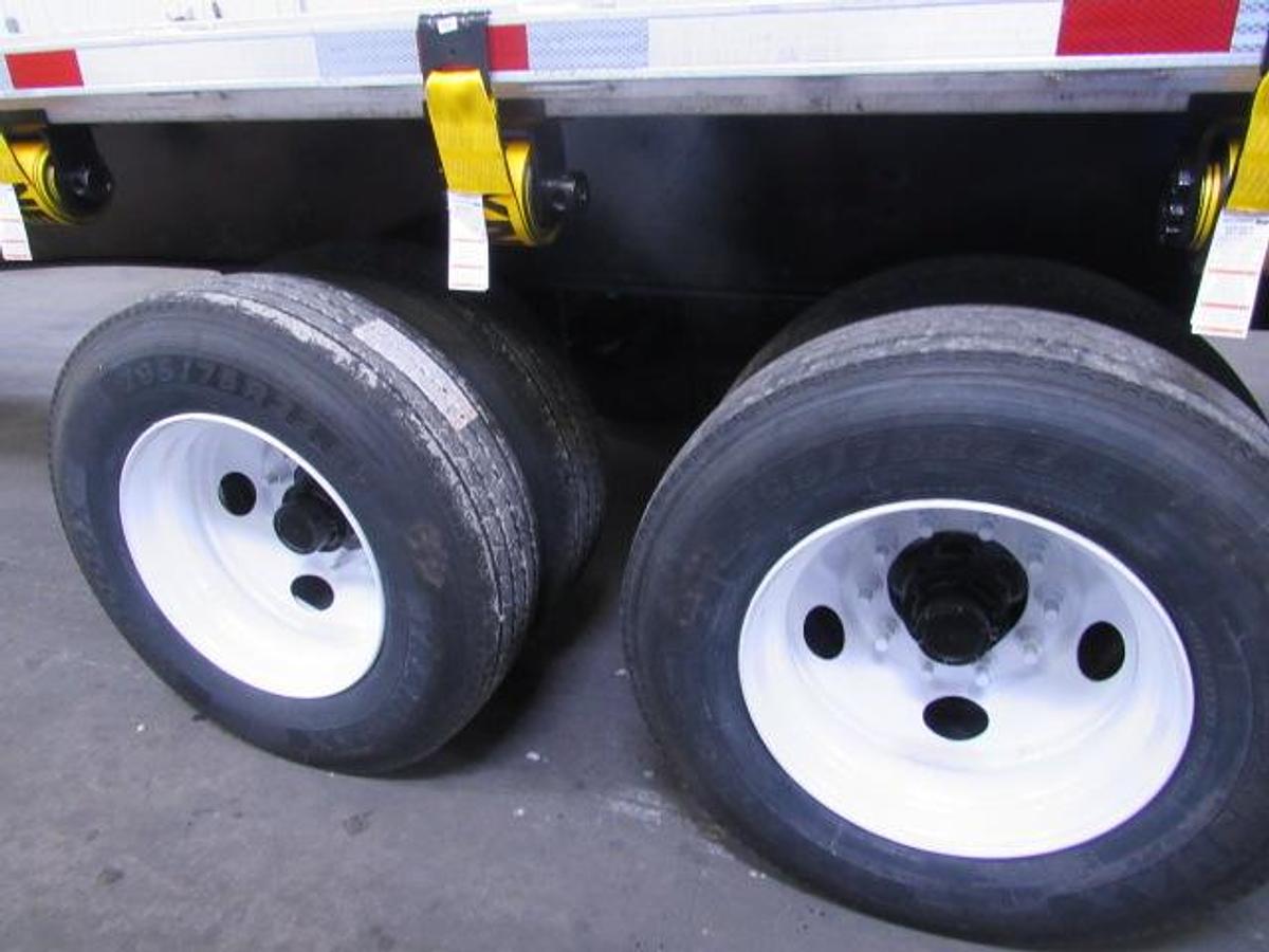 Used 2016 Utility 45' X 102 Alum Combo Princeton/Moffett Trailer