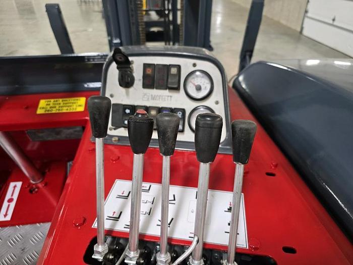 Used 2013 Moffett M55.P