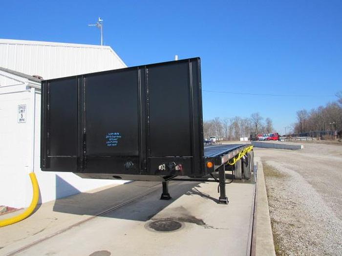 Used 2013 Great Dane Trailers 45' X 102" Flatbed Moffett Trailer