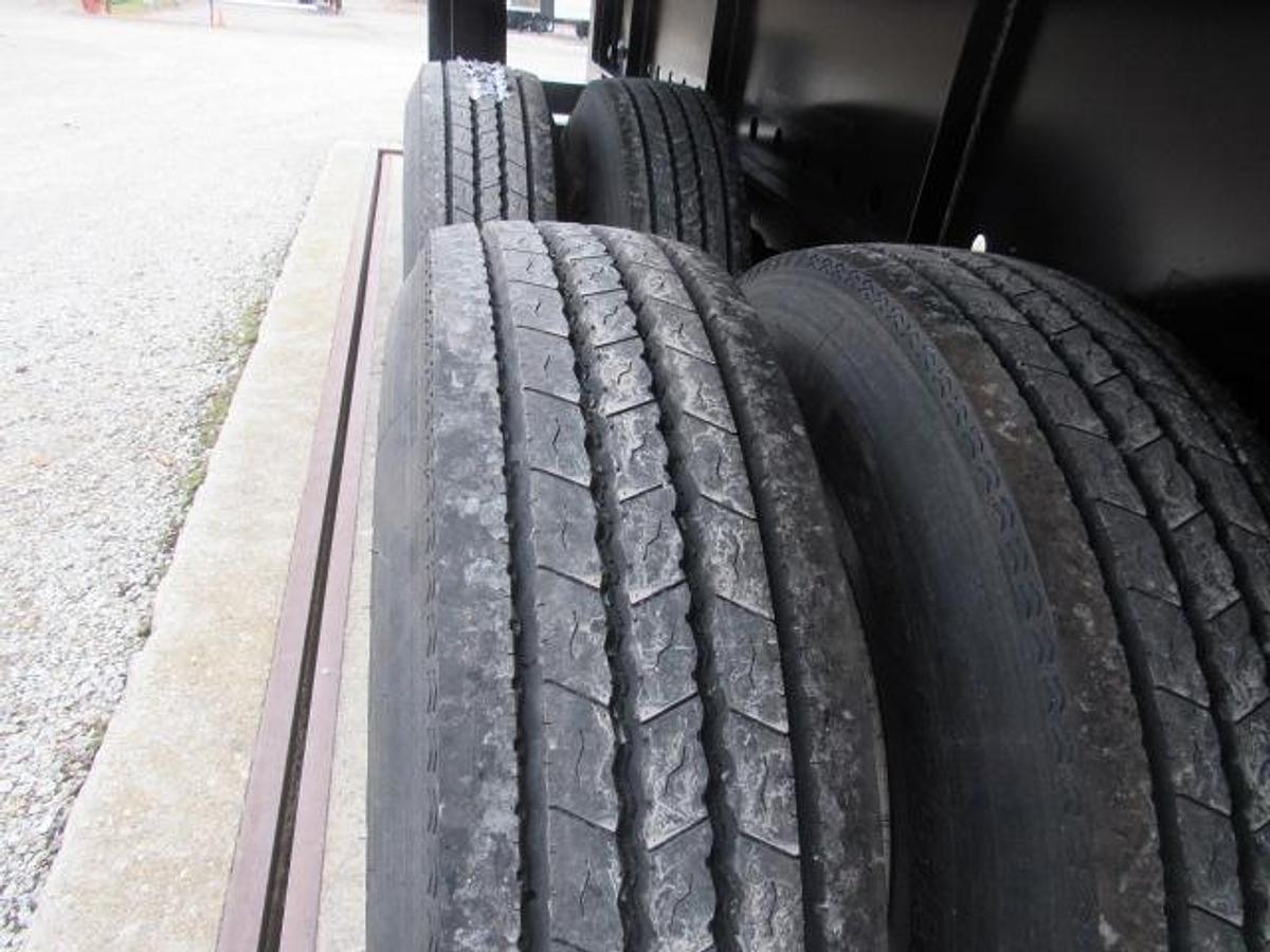 Used 2014 Great Dane Trailers 48' X 102" Aluminum Combo Flatbed Moffett Trailer