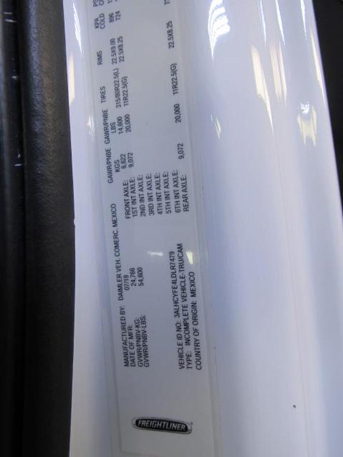 Used 2020 Freightliner M2 106