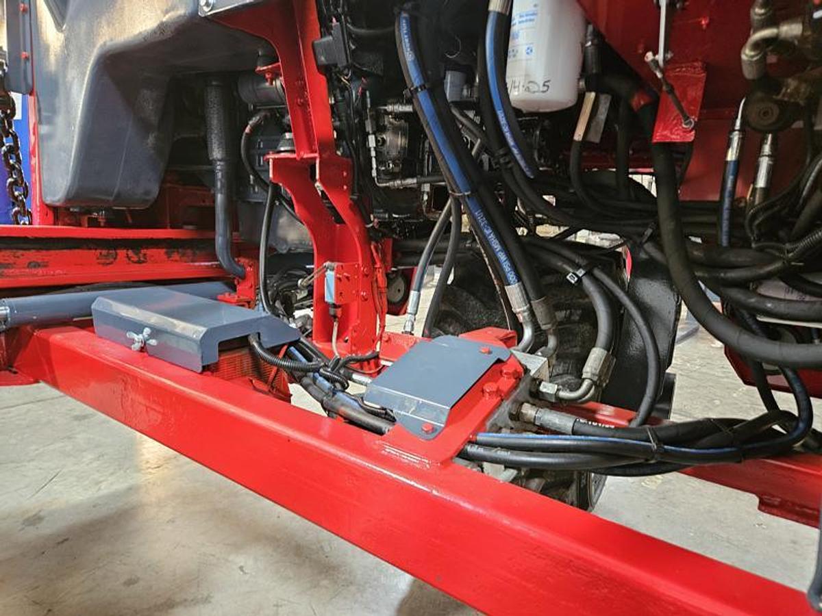 Used 2007  Moffett M 55.4  4 Way