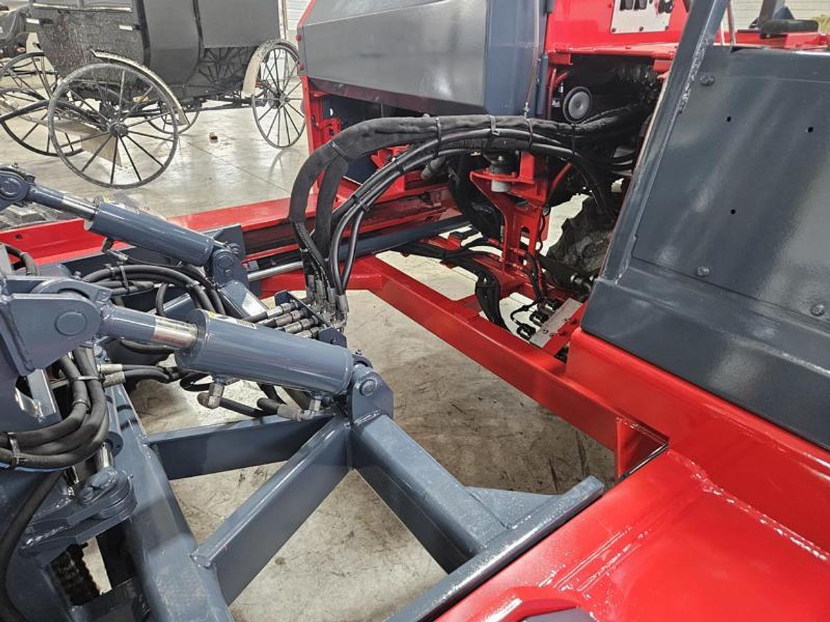 Used 2015 Moffett M8 55.3LP