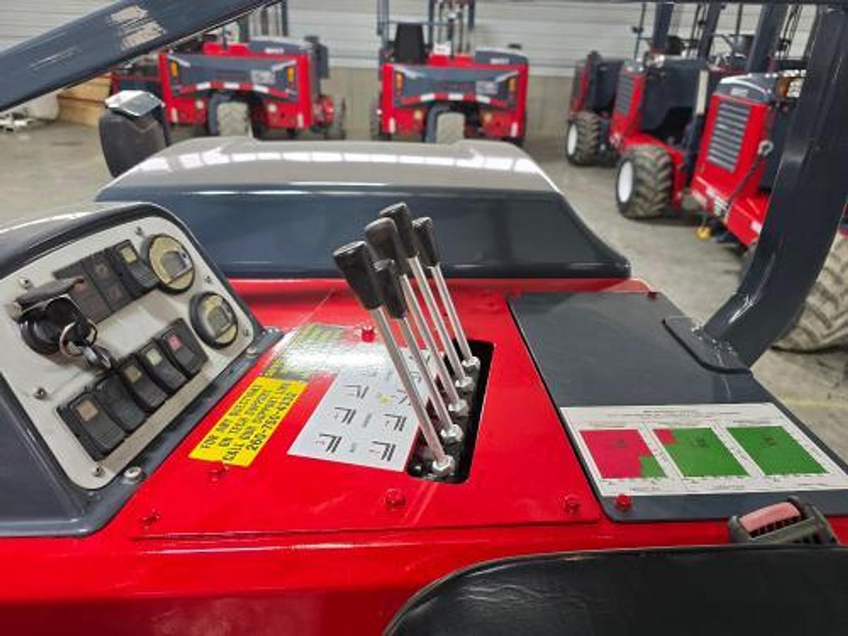 Used 2018 Moffett M8 55.3NX