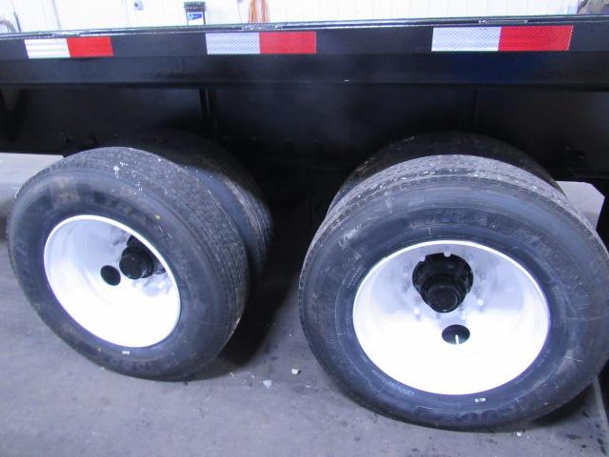 Used 2018 Fontaine 48' X 102" Princeton/Moffett Trailer