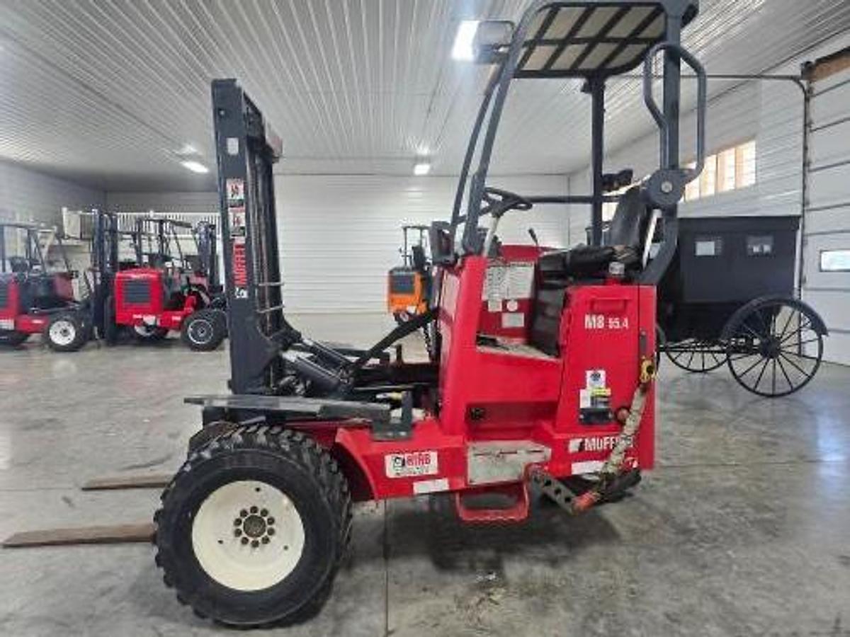 Used 2016 Moffett M8 55.4  4 Way