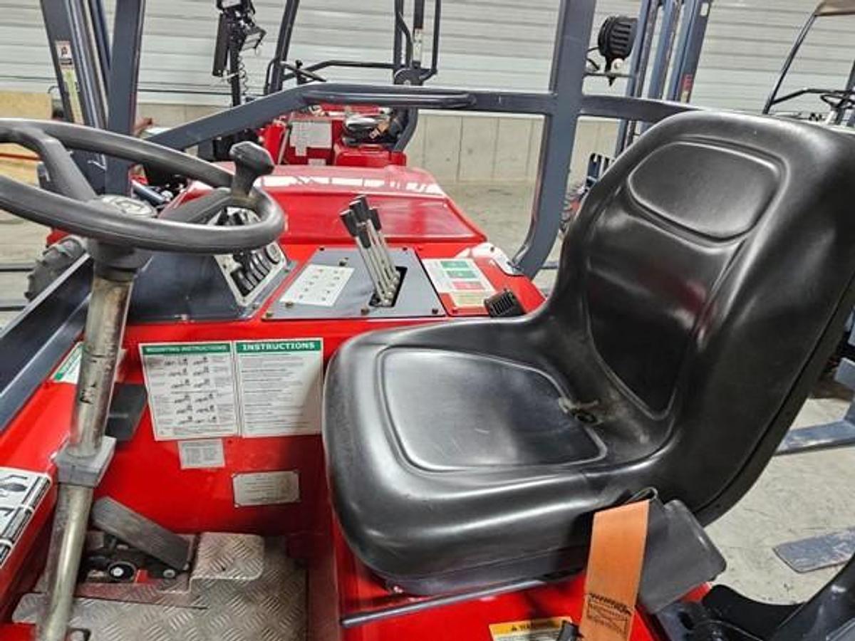 Used 2015 Moffett M8 55.4  4 Way