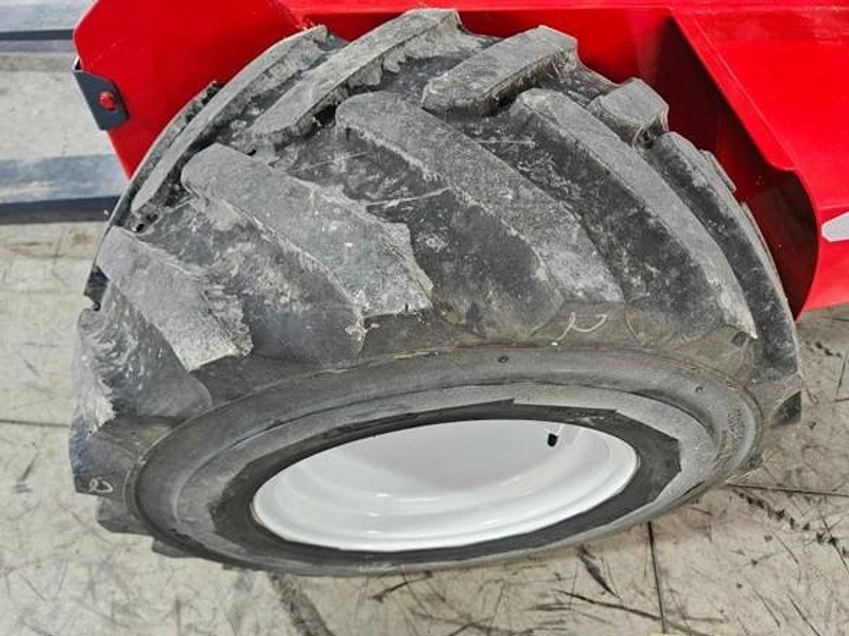 Used 2015 Moffett M8 55.3