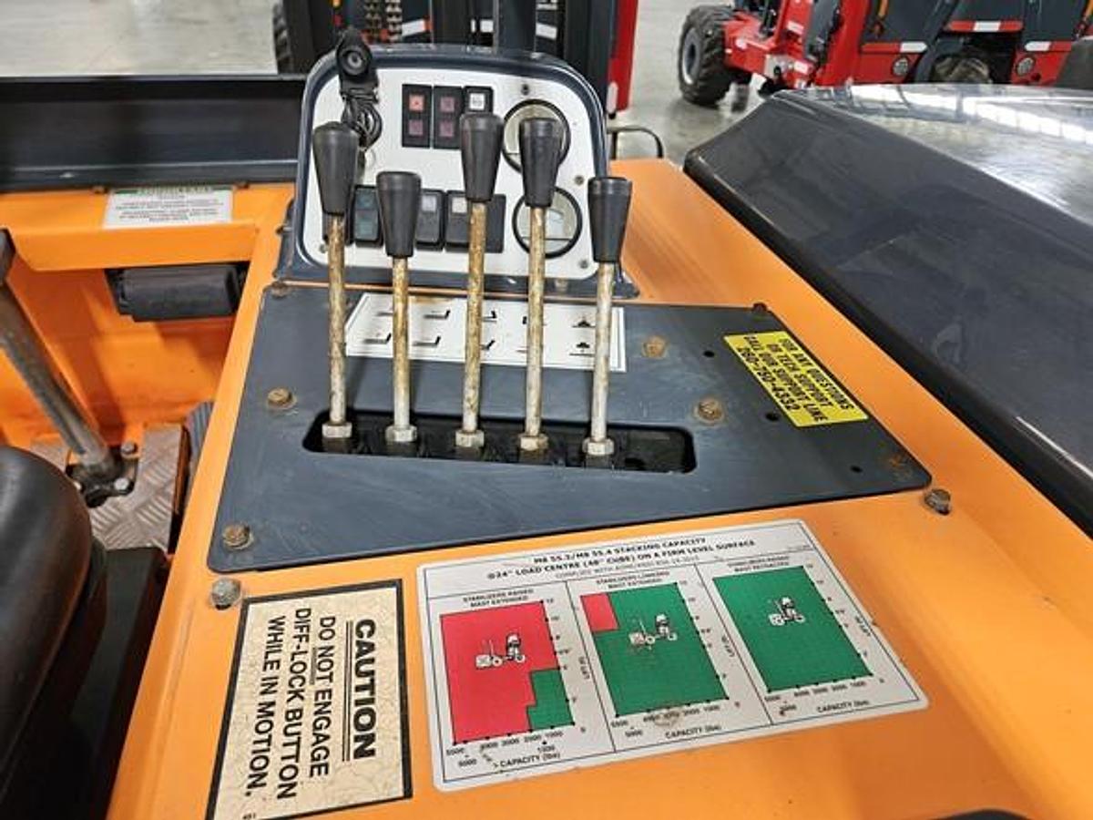 Used 2018 Moffett M8 55.3NX