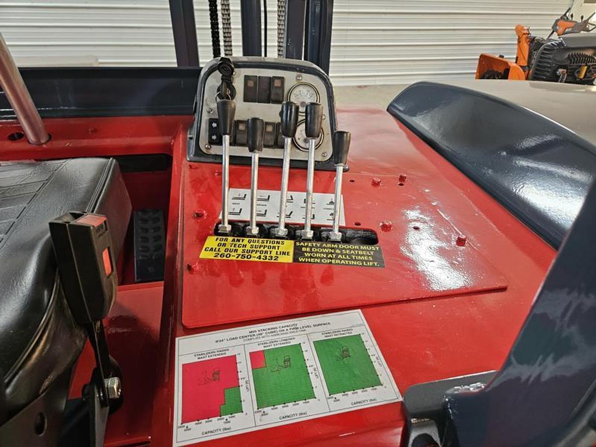 Used 2007  Moffett M 55.4  4 Way