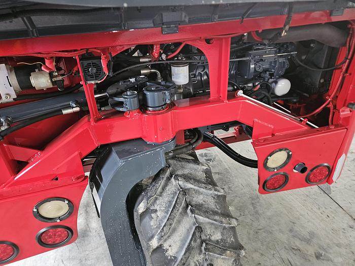 Used 2014 Moffett M55