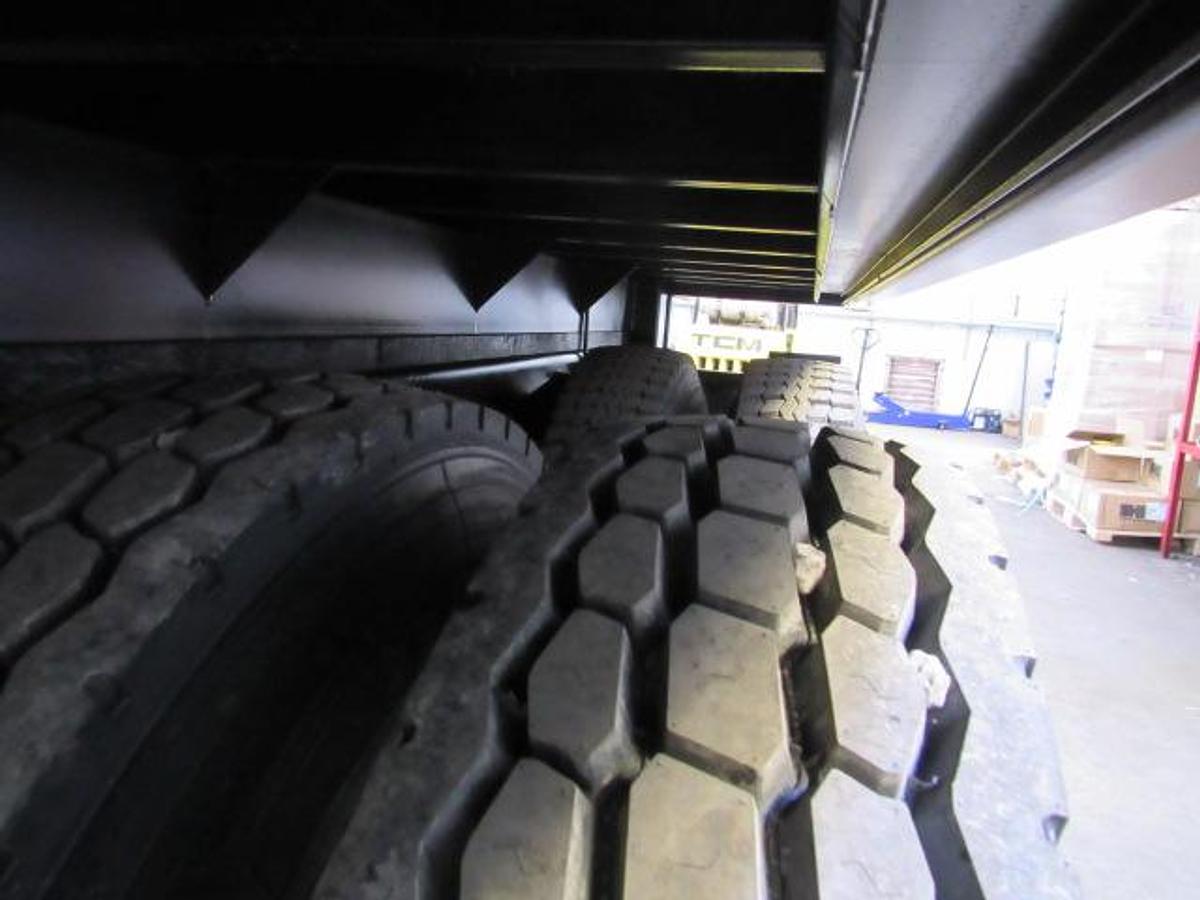 Used 2020 Freightliner M2 106