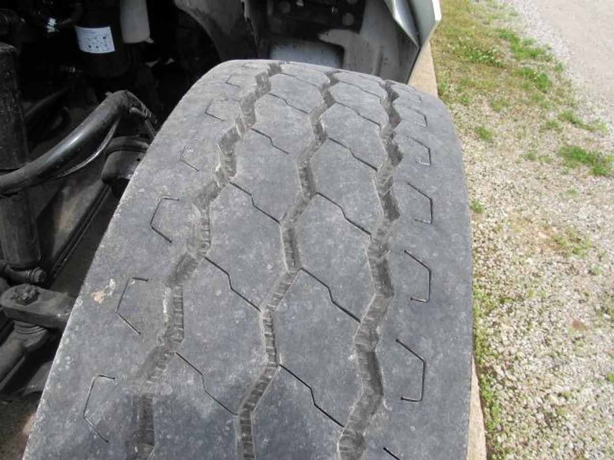 Used 2021 Kenworth T370 Flatbed Truck