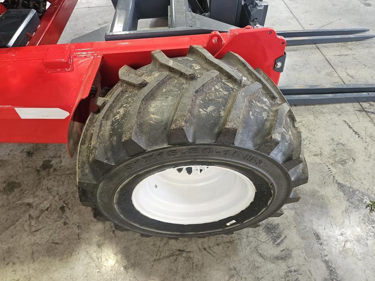 Used 2014 Moffett M55