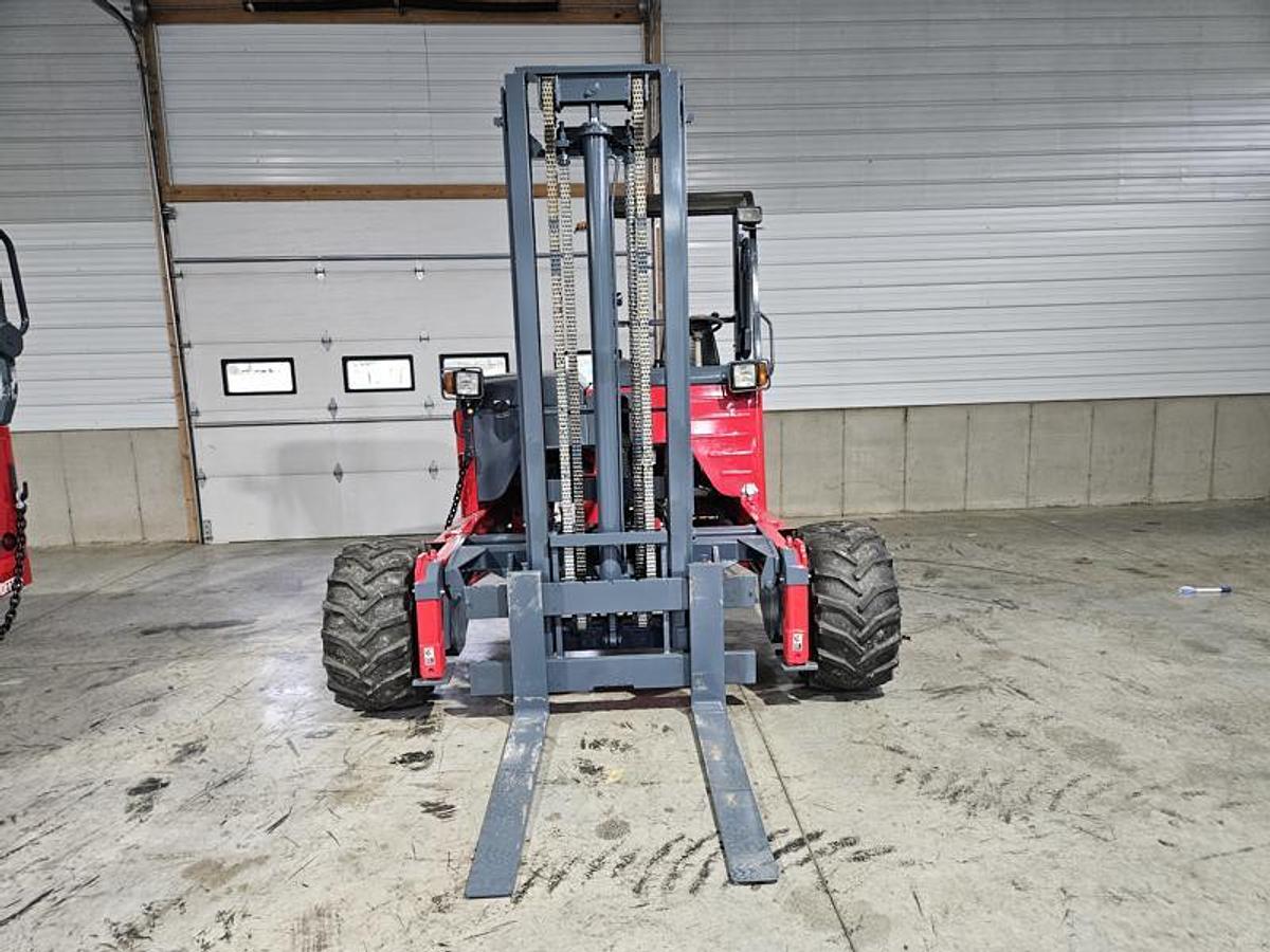 Used 2012 Moffett M70