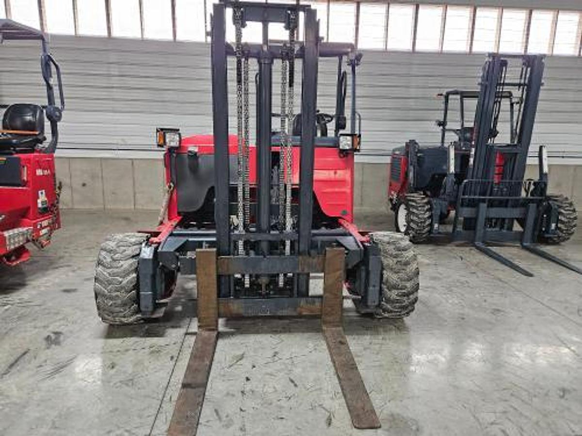 Used 2017 Moffett M8 55.4  4 Way