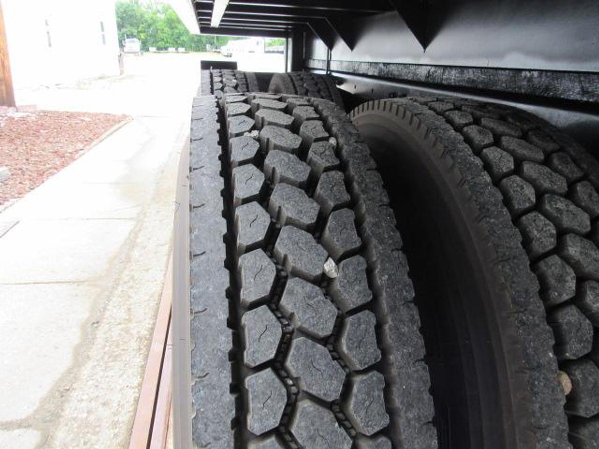 Used 2027 Freightliner M2 106