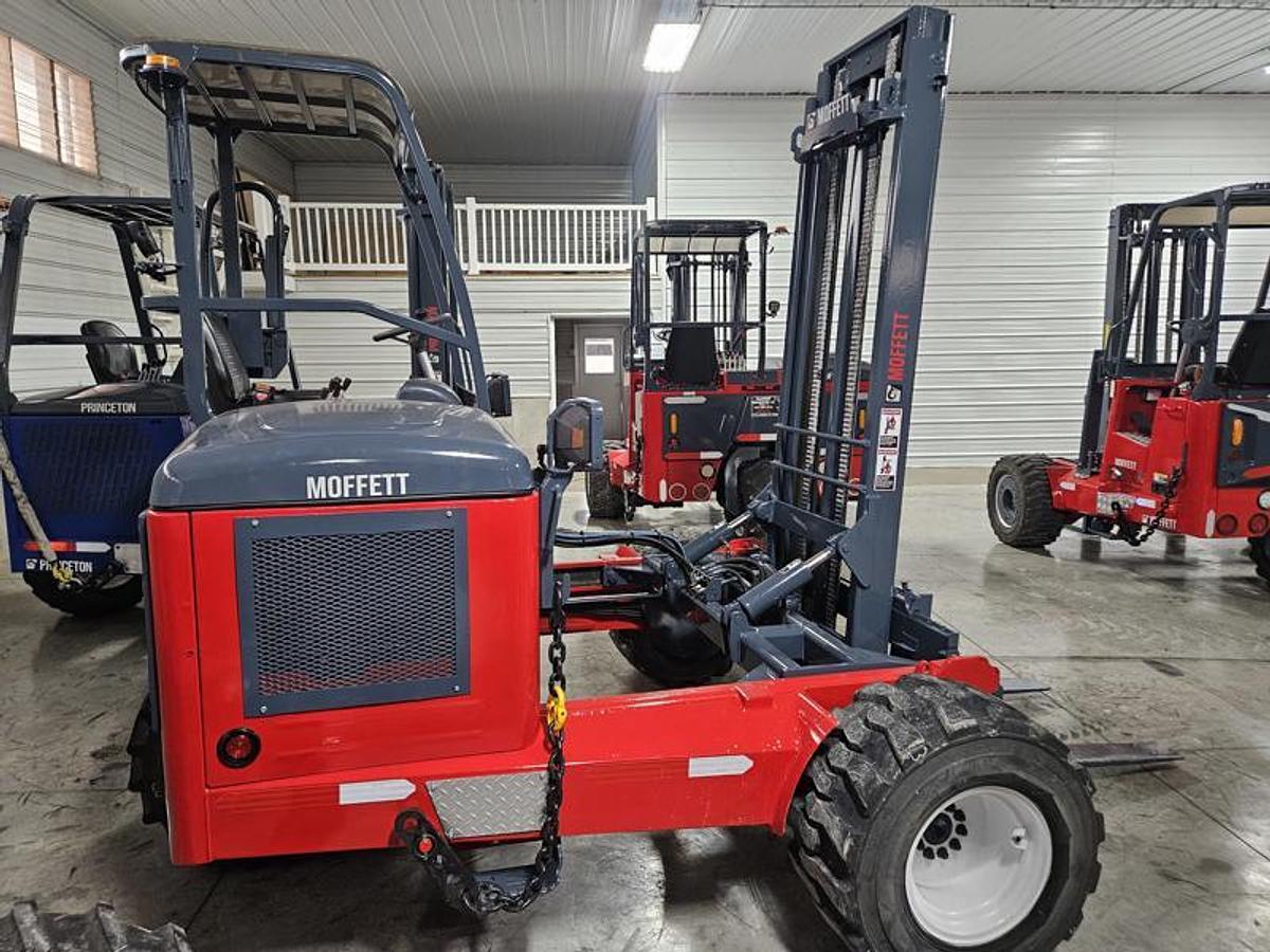 Used 2012 Moffett M70