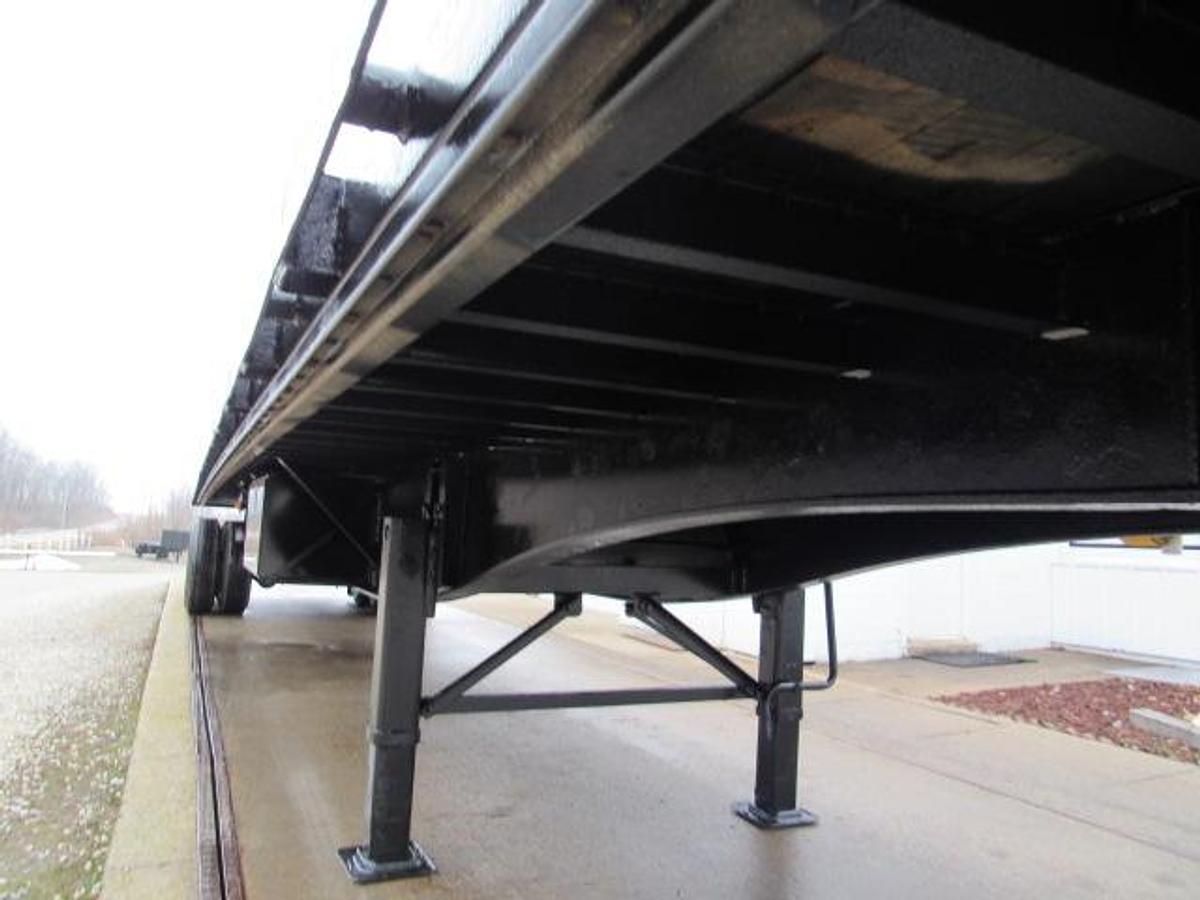 Used 2013 Utility 45' X 102 Princeton/Moffett Trailer