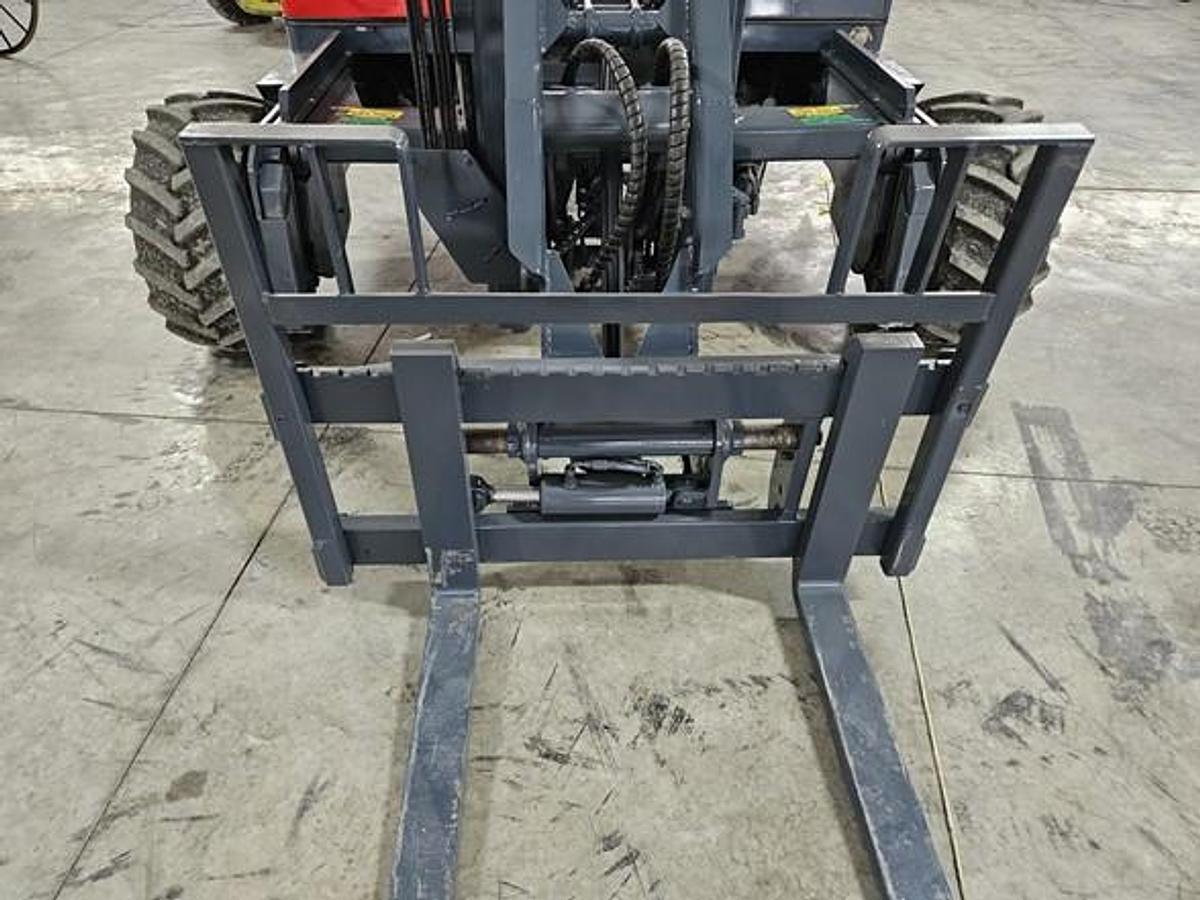 Used 2018 LOADMAC 825  2 Way Forklift w/Extended Reach
