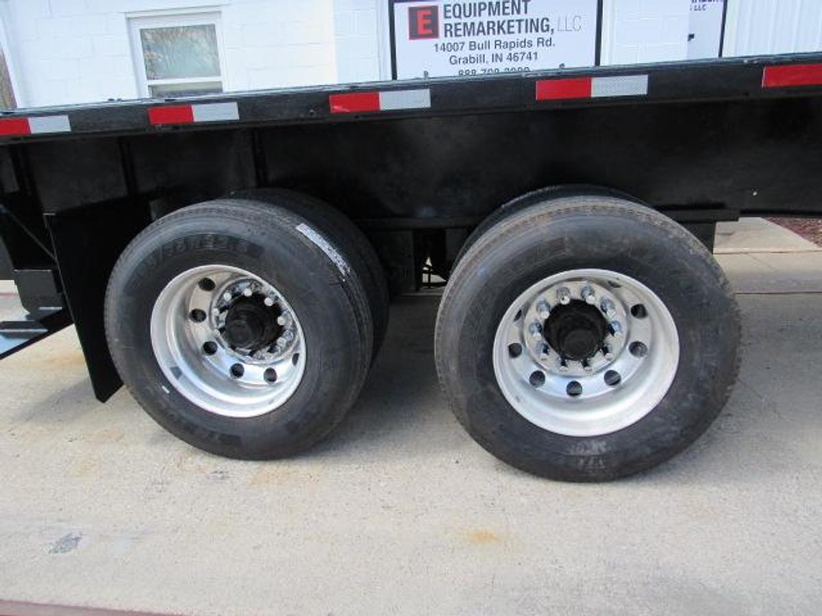 Used 2012 Utility 36' 6" X 102 Princeton/Moffett Trailer