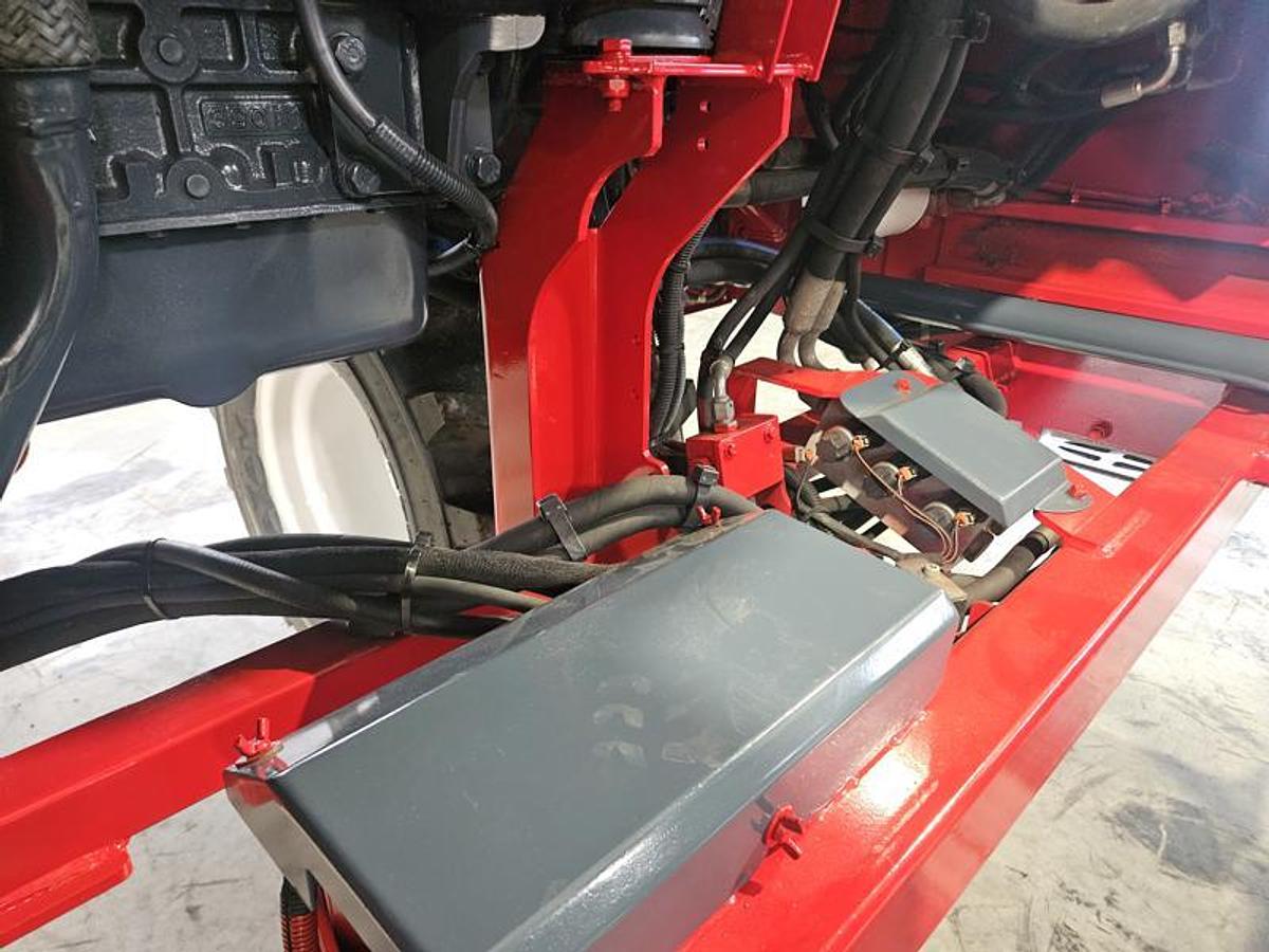 Used 2014 Moffett M55