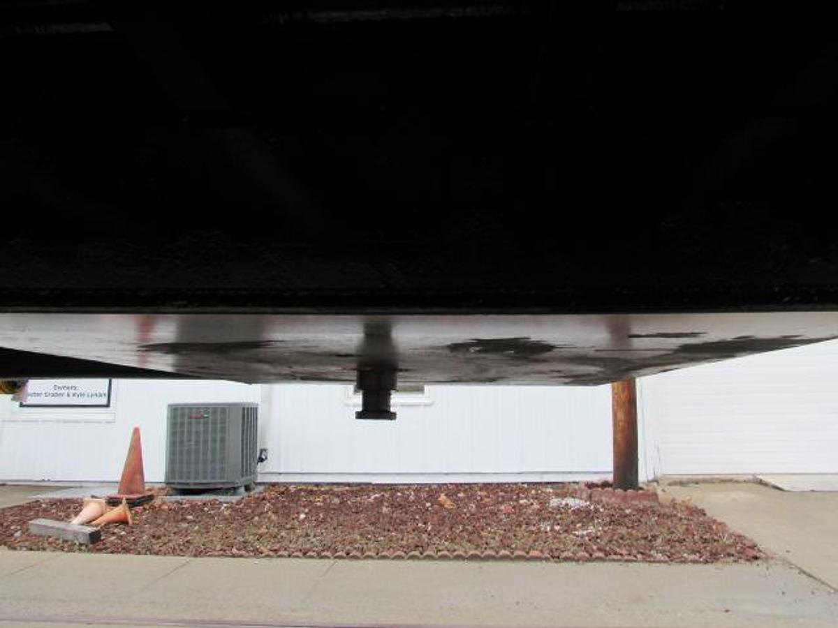 Used 2013 Utility 45' X 102 Princeton/Moffett Trailer