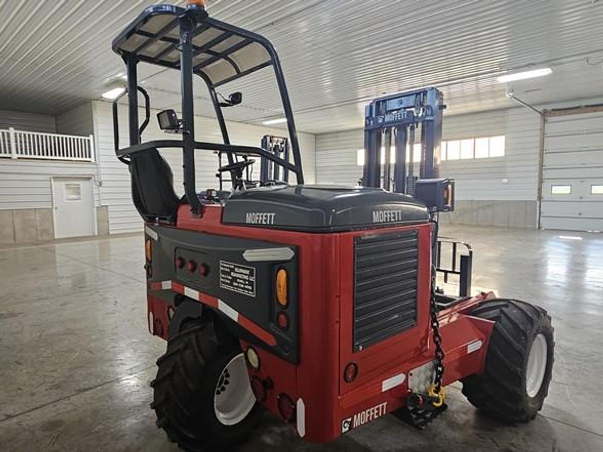 Used 2015 Moffett M8 55.3