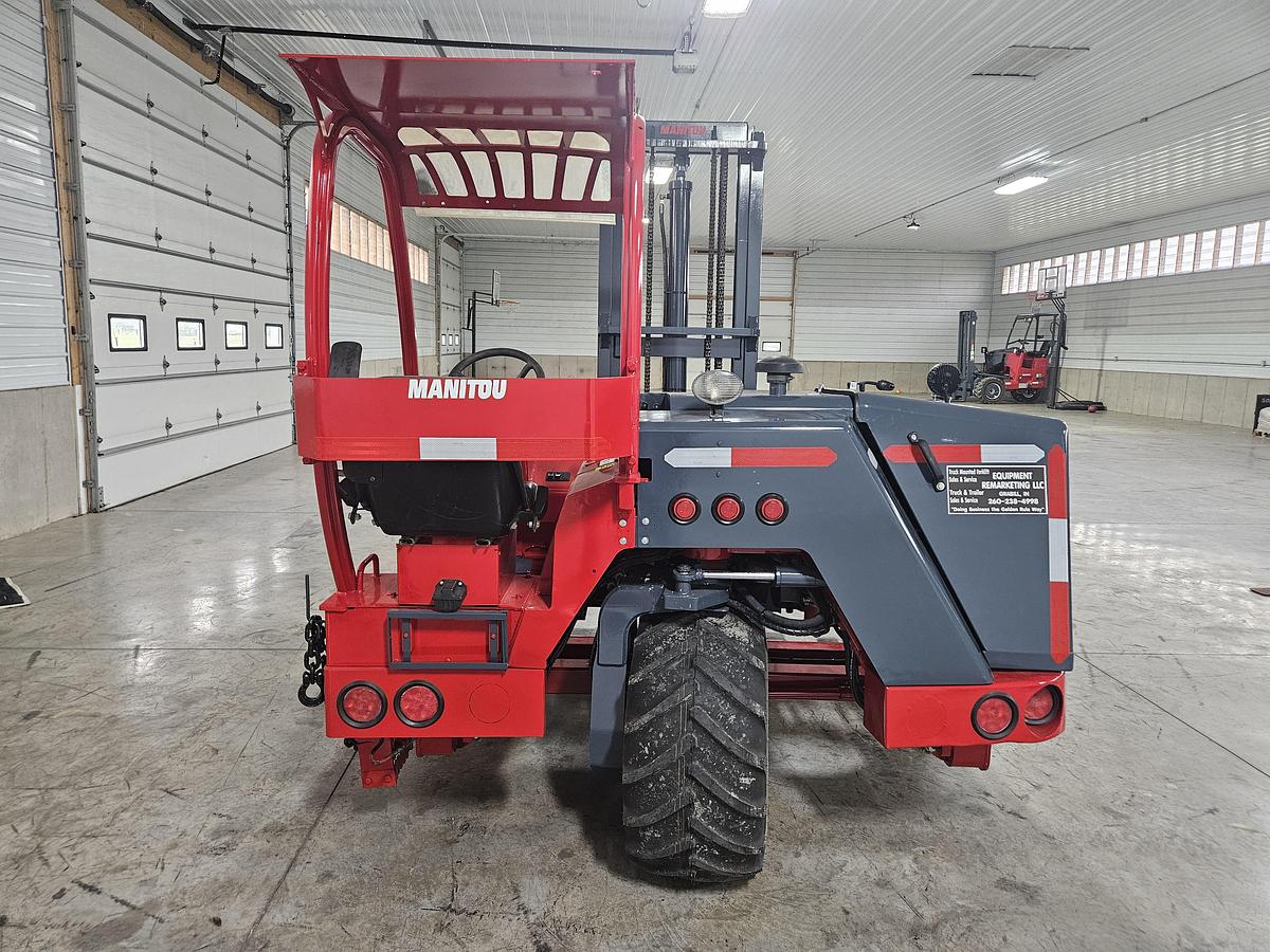 Used 2009 Manitou TMV55HT Telescopic Boom 10' Lift Height