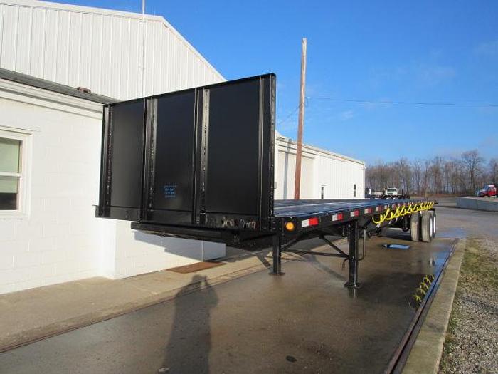 Used 2016 Utility 45' X 102 Princeton/Moffett Trailer