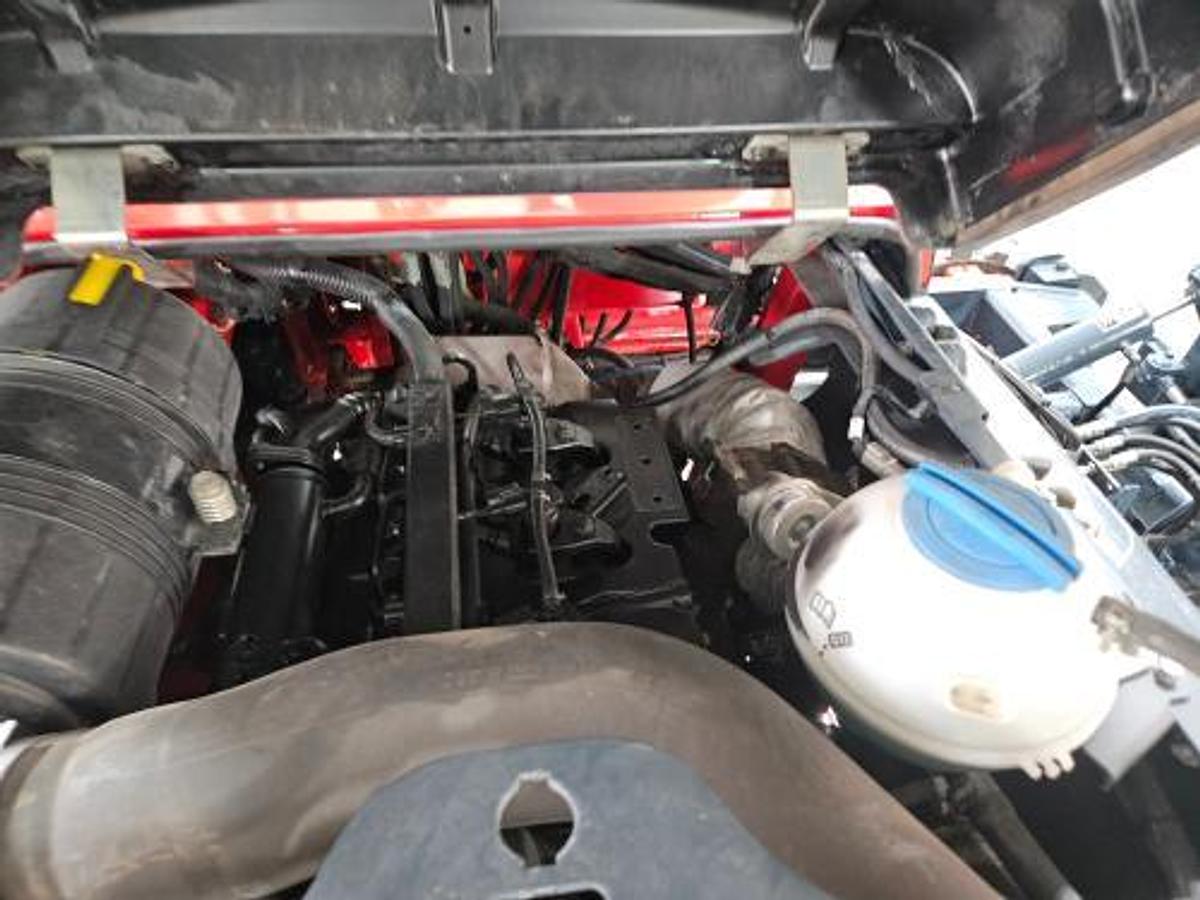 Used 2015 Moffett M8 55.4  4 Way