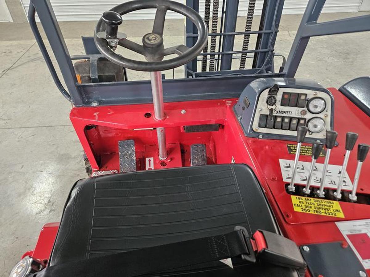 Used 2013  Moffett M 55.4  4 Way