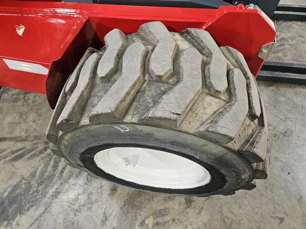 Used 2014 Moffett M55