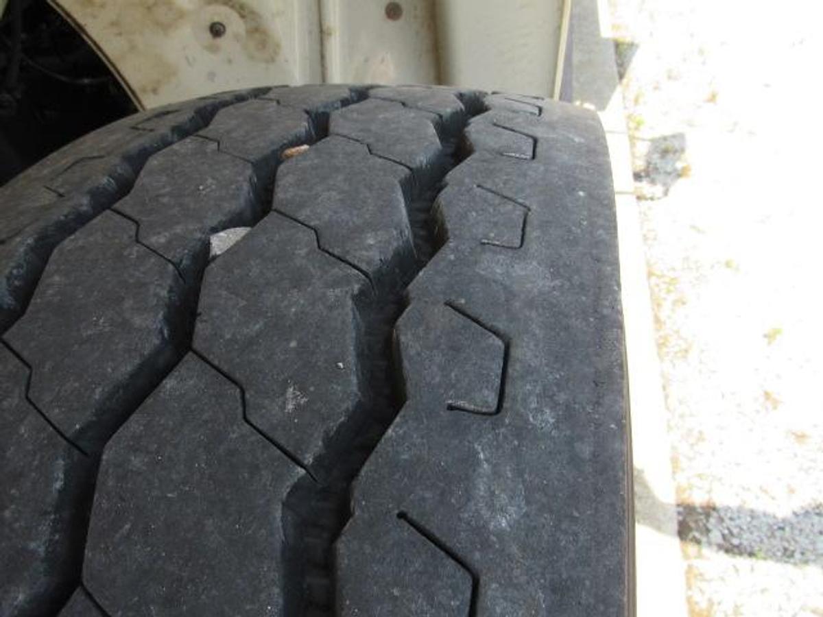 Used 2023 Freightliner M2 106