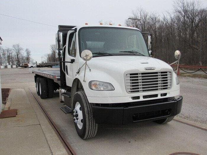 Used 2016 Freightliner M2 106