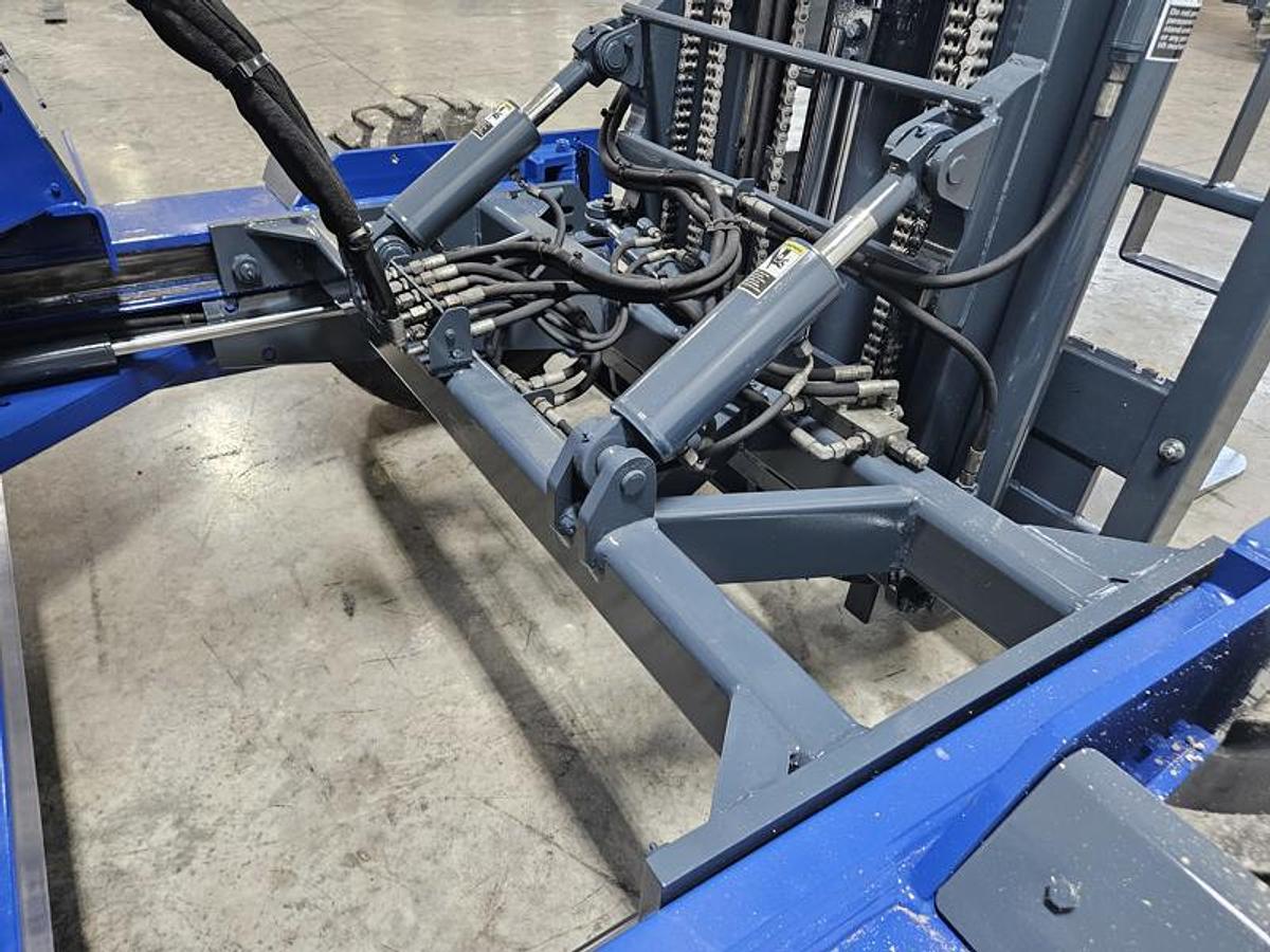 Used 2017 Moffett M8 55.3LP