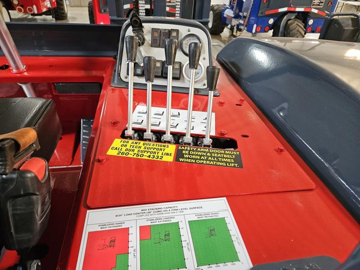 Used 2008  Moffett M 55