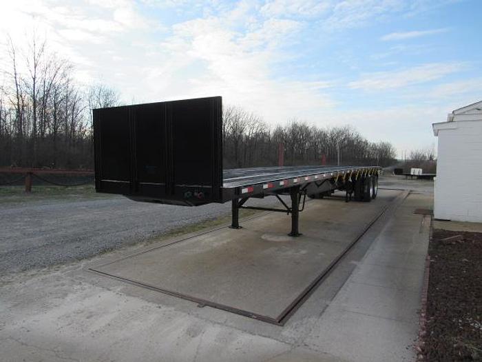Used 2016 Great Dane Trailers 45' X 102" Flatbed Moffett Trailer