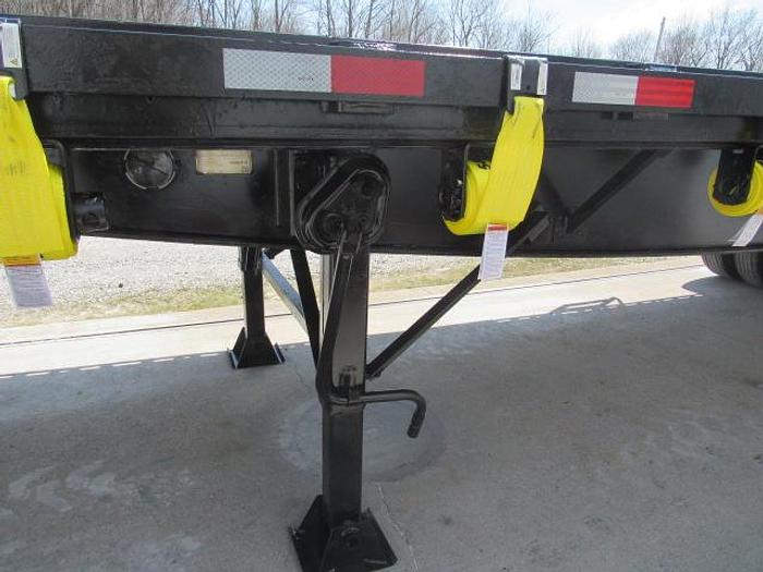 Used 2016 Great Dane Trailers 36' 6" X 102" Flatbed Moffett Trailer