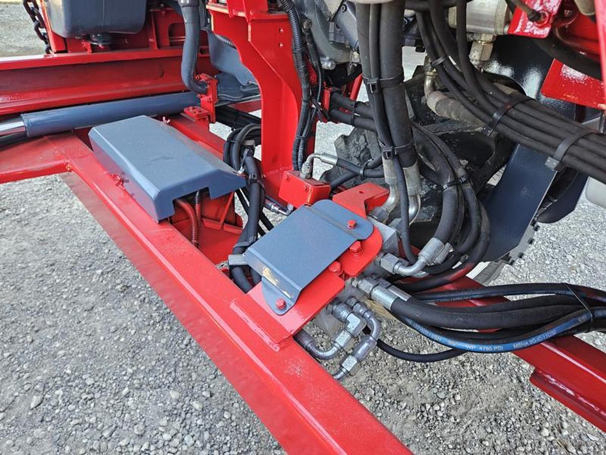 Used 2014 Moffett M55