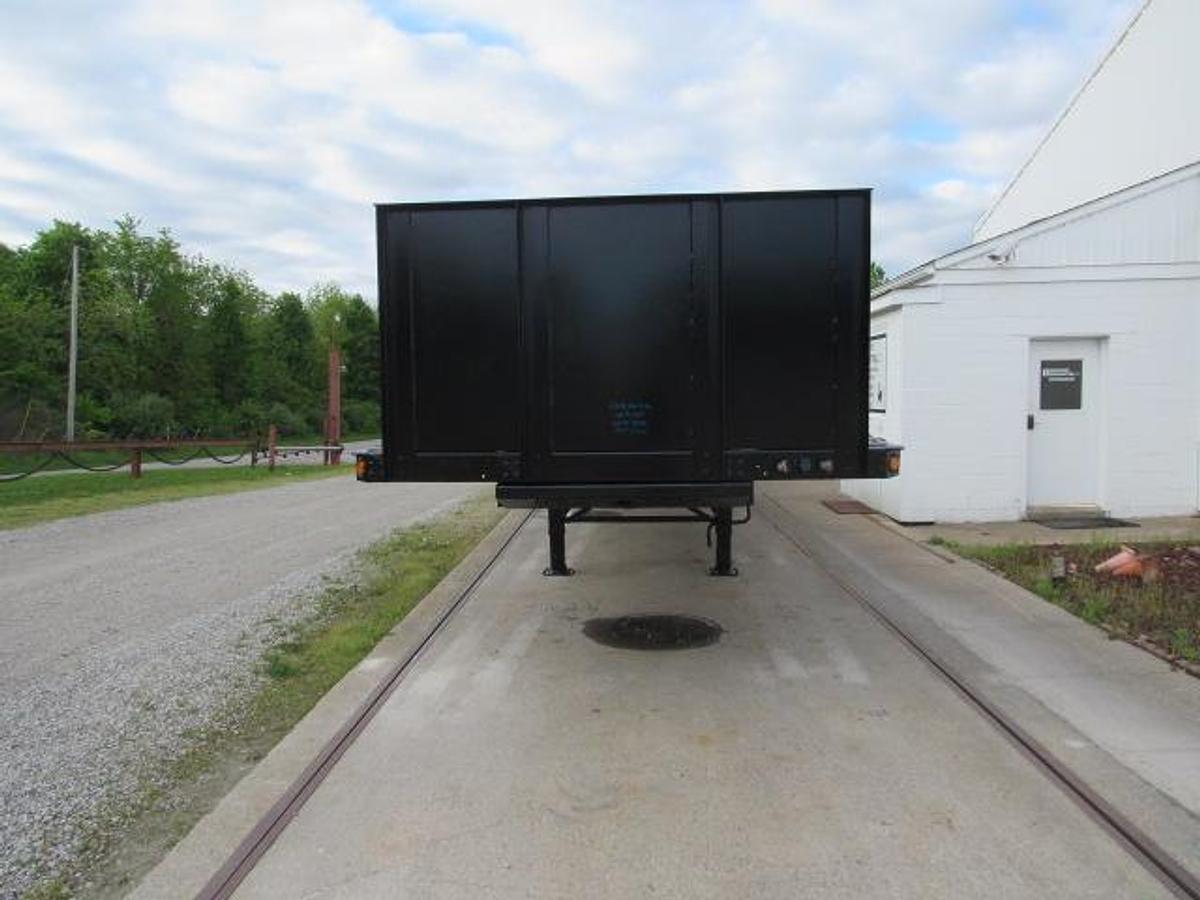 Used 2018 Utility 45' X 102 Princeton/Moffett Trailer