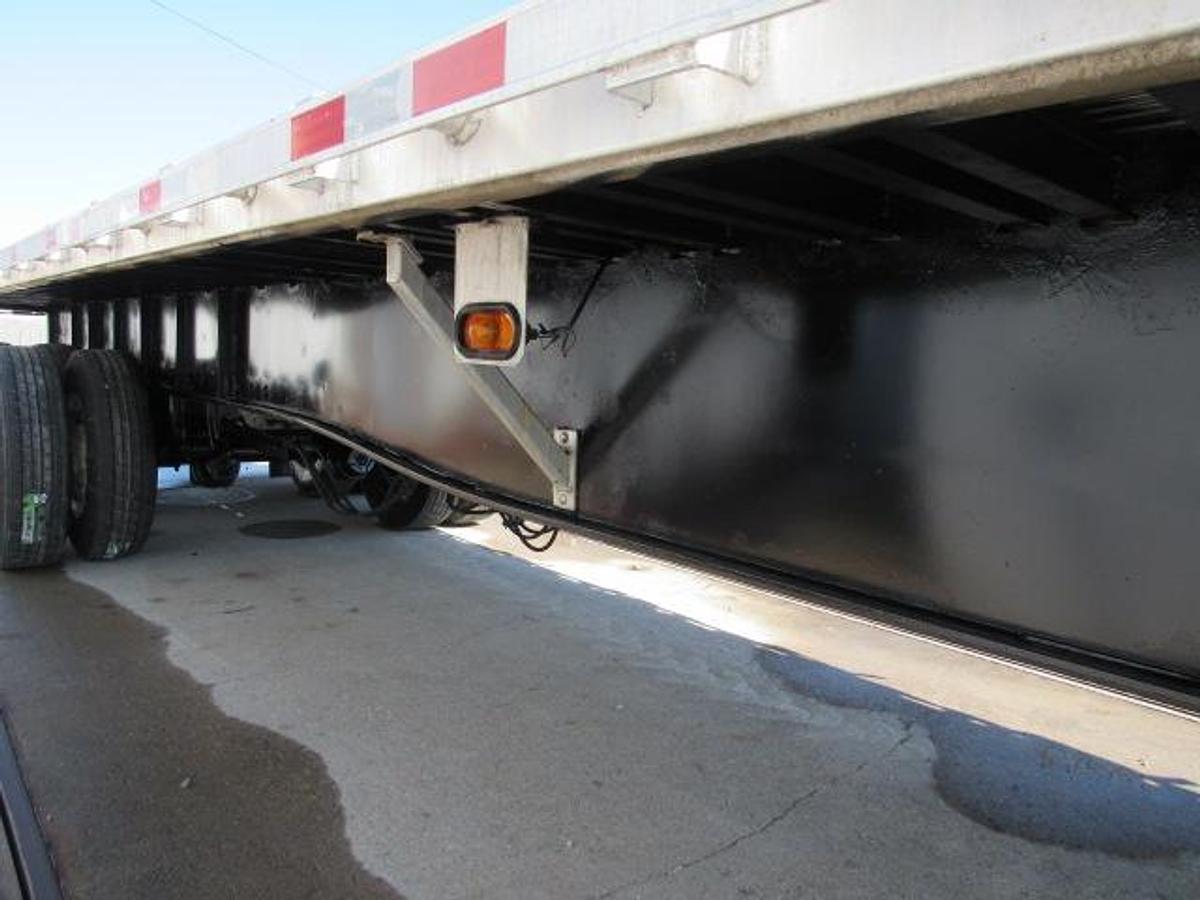 Used 2014 Utility 45' X 102 Alum Combo Princeton/Moffett Trailer