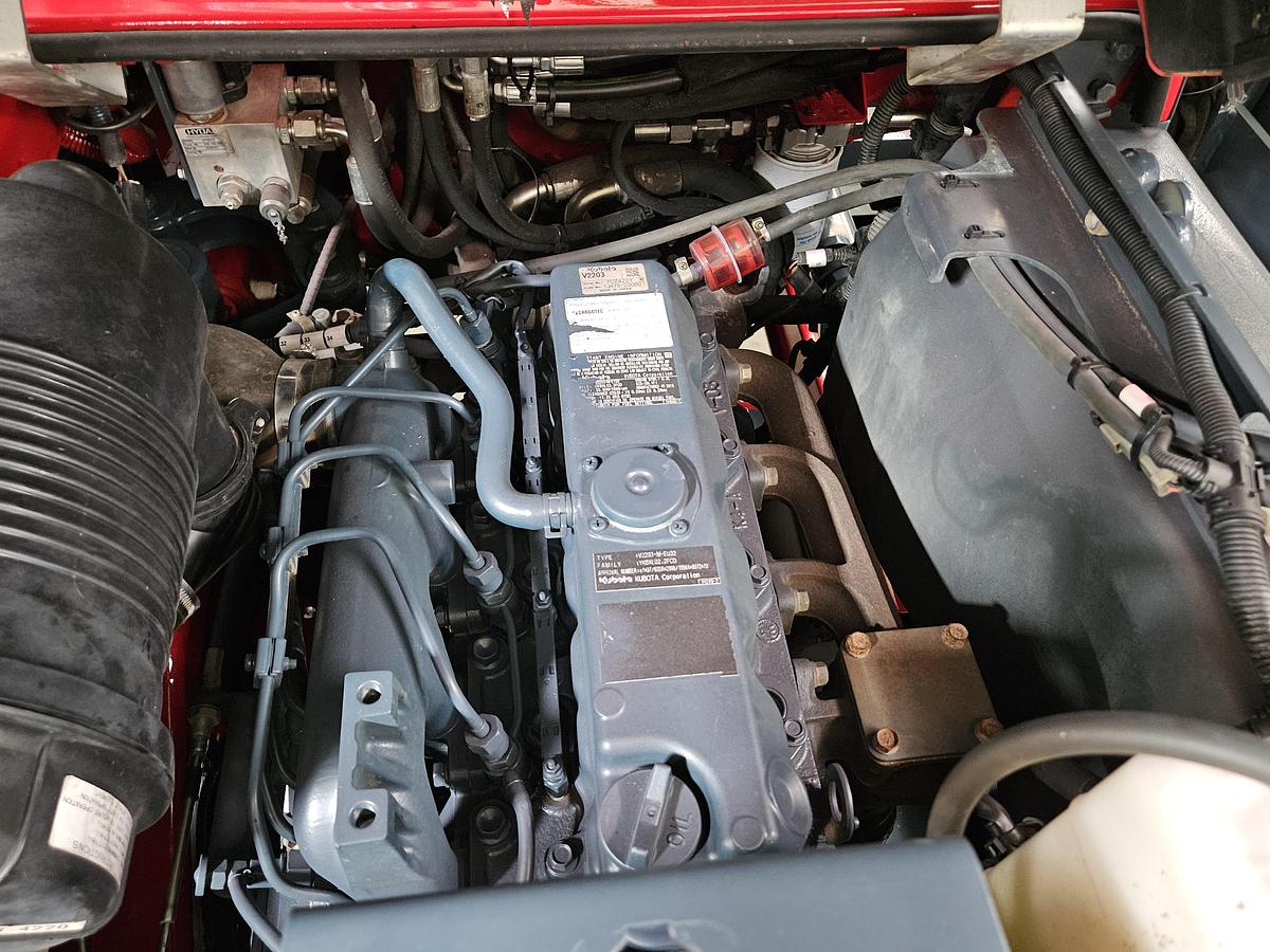 Used 2014 Moffett M55