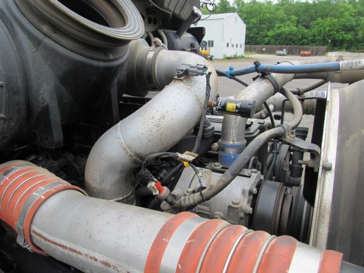 Used 2021 Kenworth T370 Flatbed Truck