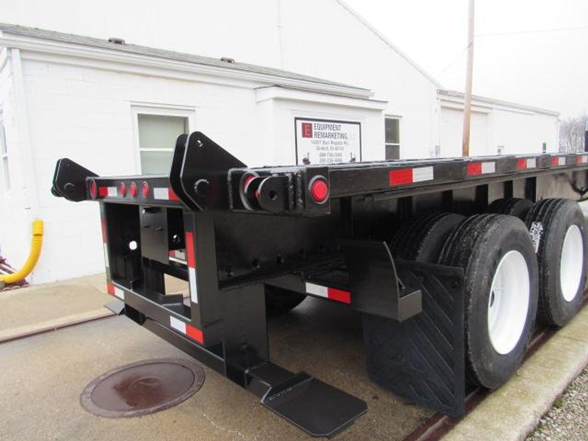 Used 2013 Utility 45' X 102 Princeton/Moffett Trailer
