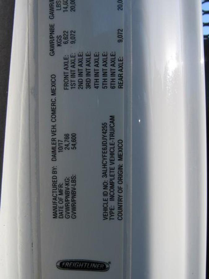 Used 2018 Freightliner M2 106